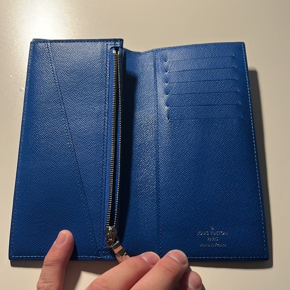 AUTHENTIC Louis Vuitton long wallet - Picture 2 of 3